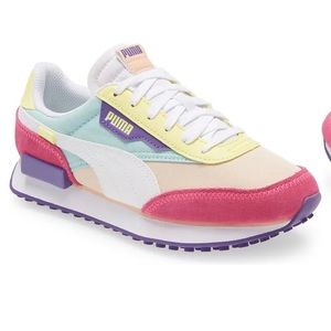 New- Puma Colorful Sneaker